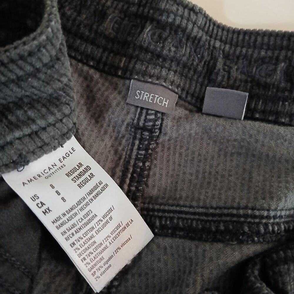 American Eagle Black Corduroy Cargo Pants 8 Y2K Skater Streetwear Gorpcore - Picture 3 of 4